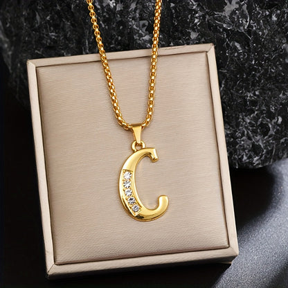 Collar con inicial y detalle de cristal | Oro