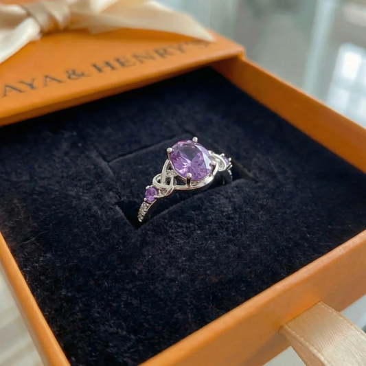 Anillo de nudo con amatista | Oro blanco