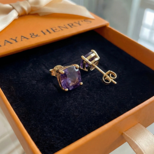 Aretes de amatista cuadrados | Oro