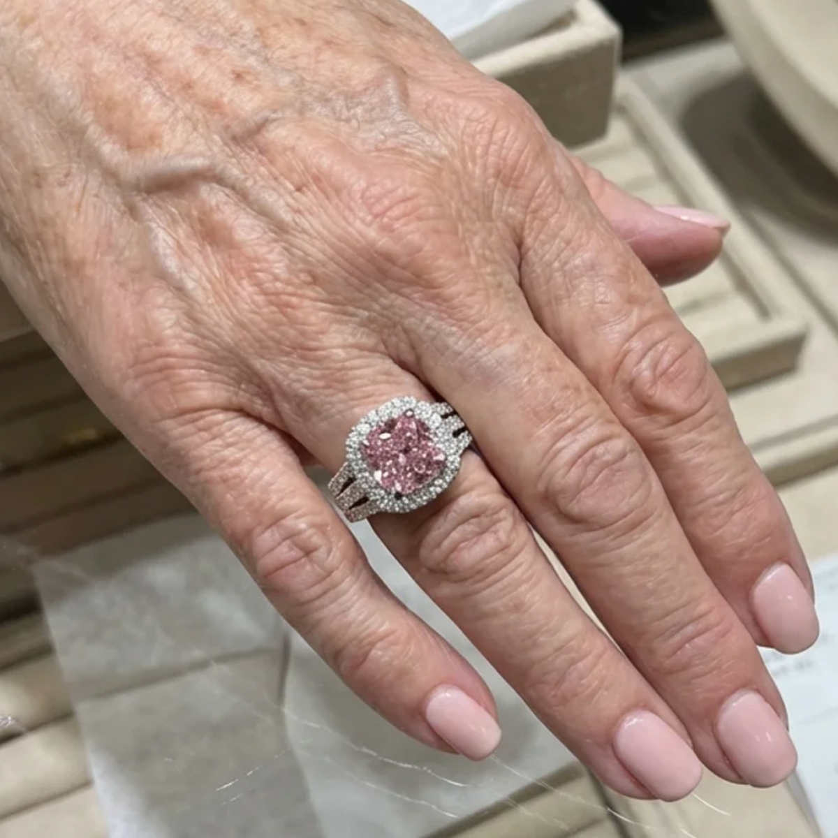 Anillo Halo Blush Empress | Oro blanco