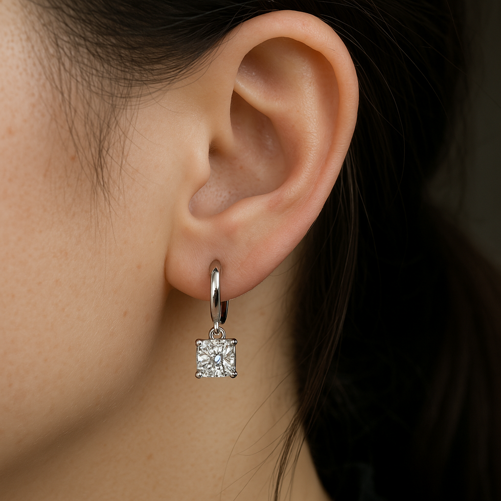 Aretes Aurora de gota cuadrada | Oro blanco