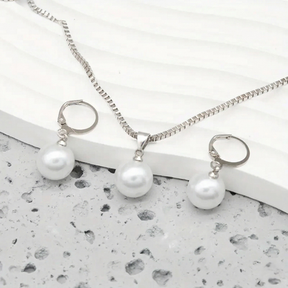 Golden Grace Pearl Jewelry Set | Gold