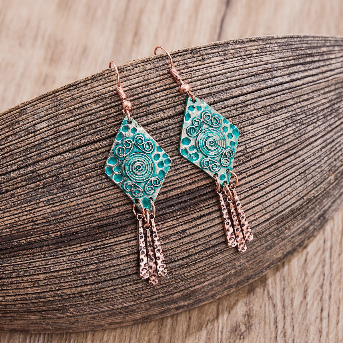 Aretes de cobre en espiral Odessa