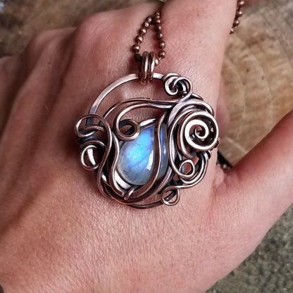 Collar de cobre con piedra celestial Eulalia