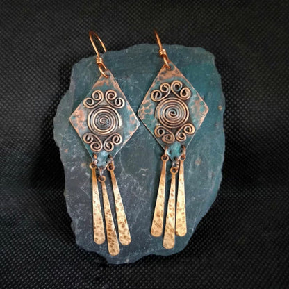Aretes de cobre en espiral Odessa