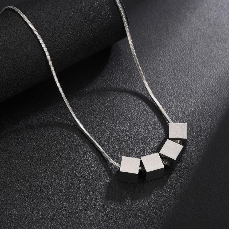 Collar Zaylen Cube Line | Oro blanco