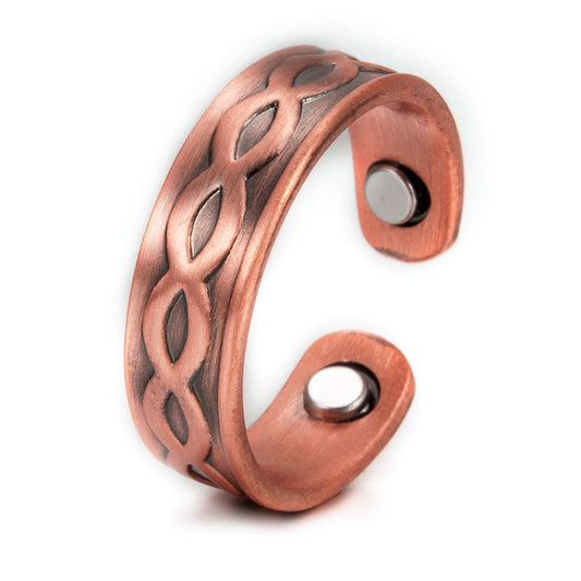 Anillo Amelie de cobre con diseño de celosía