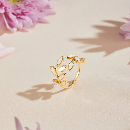 Anillo abierto Neraya de hoja delicada | Oro
