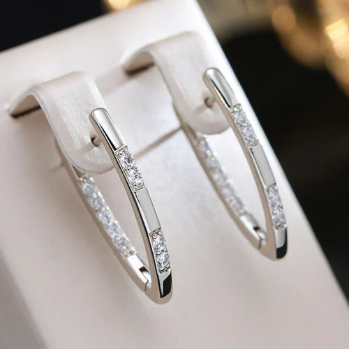 Exquisitos aretes de circonita | Oro blanco