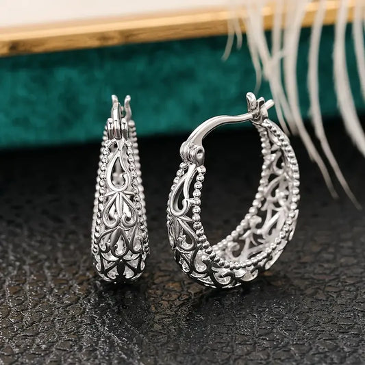 Aretes de cesta hueca antiguos | Oro blanco