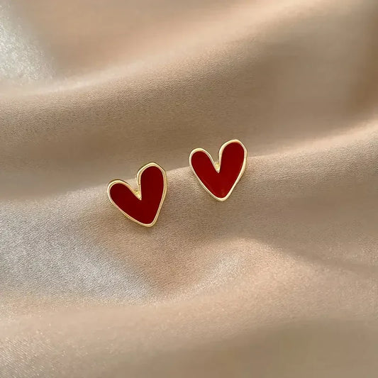 Aretes de oro antiguo con corazón rojo | Oro